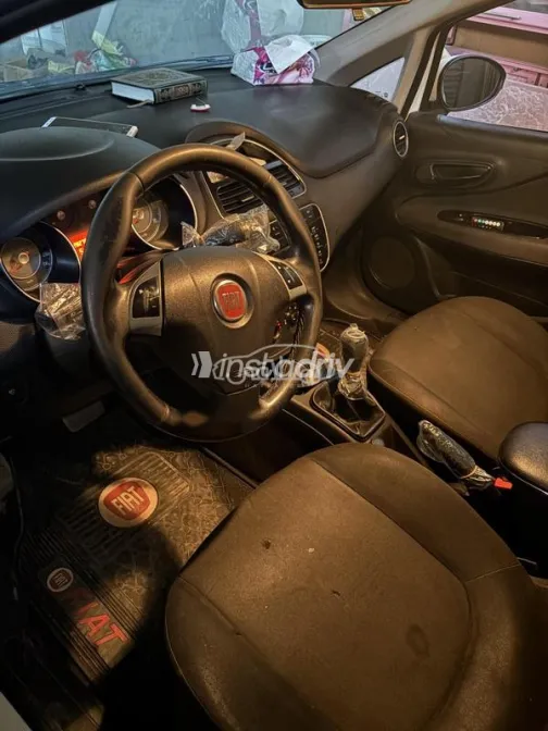 Fiat Punto 2016 White Used for Sale - 3