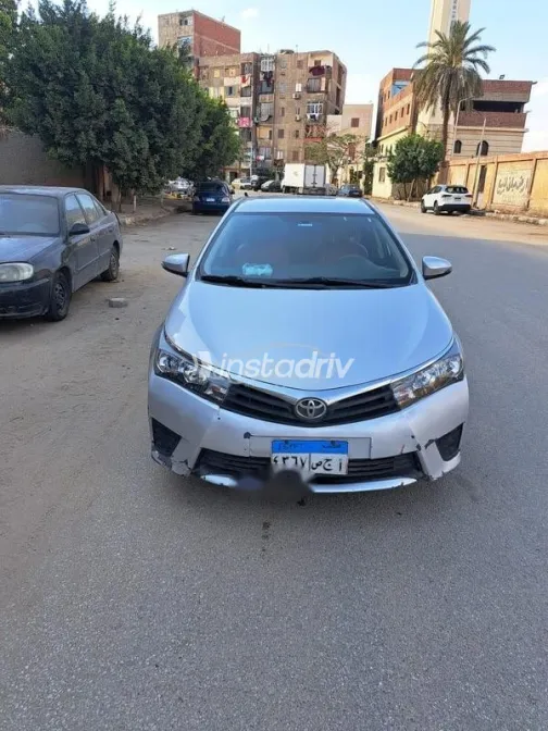 Toyota Corolla 2014 Silver Used for Sale - 10