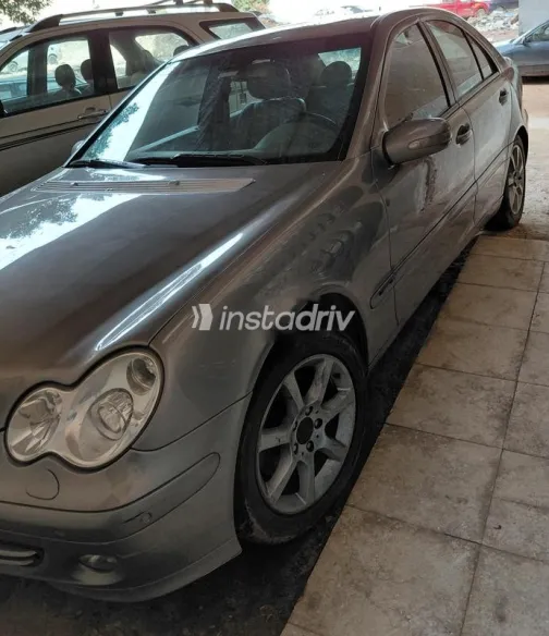 Mercedes C 180 2006 Gold Used for Sale - 2
