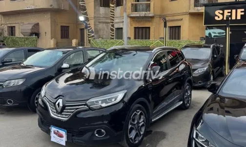 رينو كادجار 2019 أسود مستعملة للبيع - 1