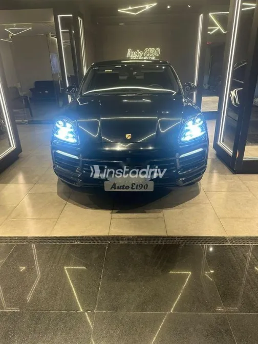Porsche Cayenne S 2021 Black Used for Sale - 1