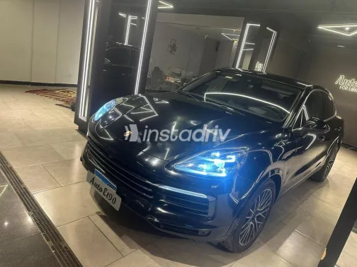 Porsche Cayenne S 2021 Black Used for Sale - 2
