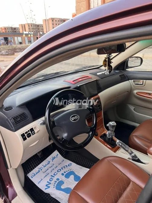 بى واى دى‬ F3 2019 أحمر غامق مستعملة للبيع - 7