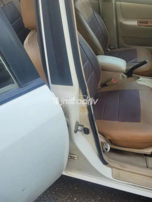 بى واى دى‬ F3 2013 أبيض مستعملة للبيع - 10