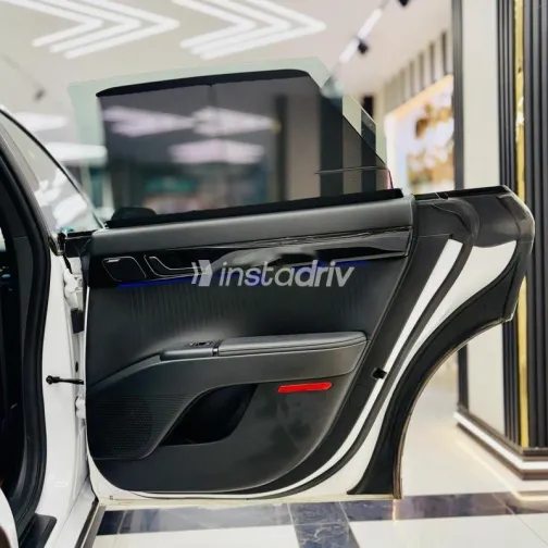 Hyundai Azera 2023 White Used for Sale - 3