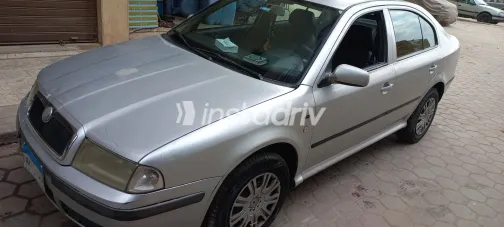 سكودا اوكتافيا A4 2003 أبيض مستعملة للبيع - 9