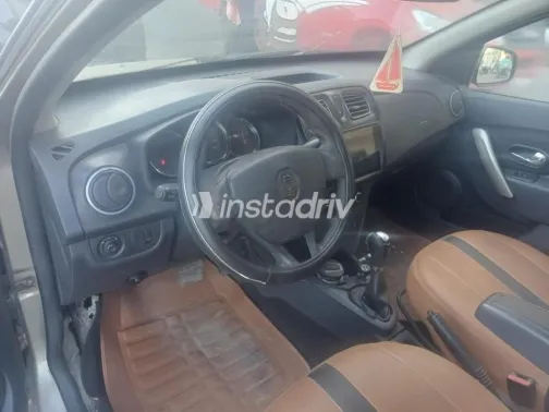 Renault Logan 2016 Gold Used for Sale - 6