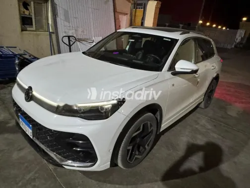 Volkswagen Tiguan 2024 White Used for Sale - 4
