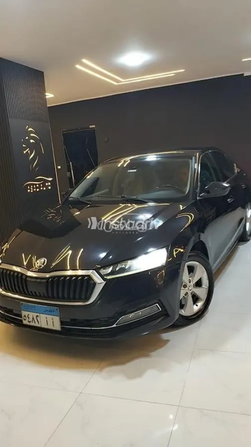 سكودا اوكتافيا 2022 أسود مستعملة للبيع - 2