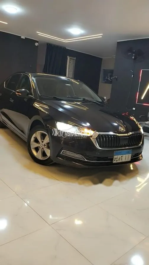 سكودا اوكتافيا 2022 أسود مستعملة للبيع - 3