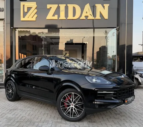 Porsche Cayenne S 2026 Black Used for Sale - 3