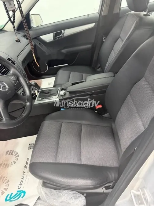 Mercedes C 180 2009 Silver Used for Sale - 3