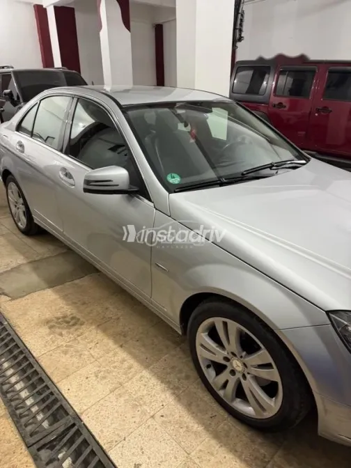 Mercedes C 180 2009 Silver Used for Sale - 8