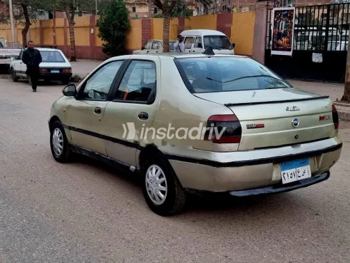 Fiat Siena 2000 White Used for Sale - 1