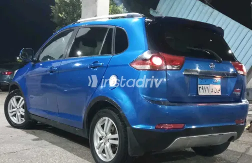 بريليانس S30 2015 أبيض مستعملة للبيع - 1