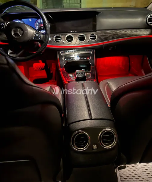 Mercedes E 180 2018 White Used for Sale - 3