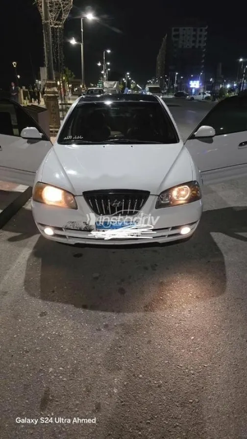Hyundai Avante 2003 White Used for Sale - 1