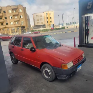 فيات اونو 1993 أحمر مستعملة للبيع