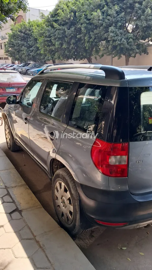 Skoda Yeti 2013 White Used for Sale - 4