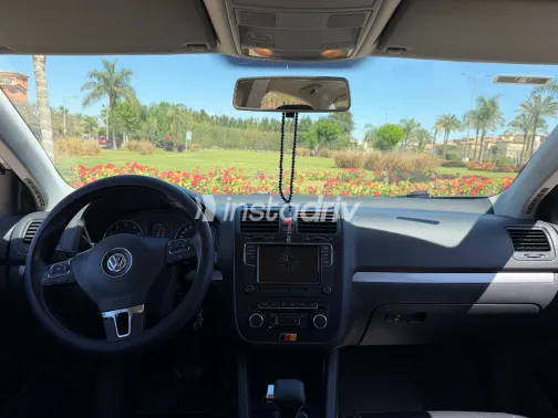 Volkswagen Jetta 2010 White Used for Sale - 1