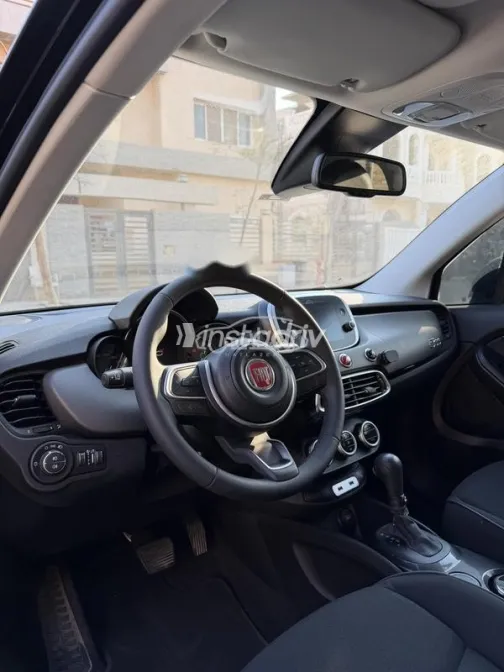 فيات 500 X 2024 أسود مستعملة للبيع - 6