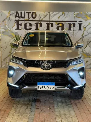 Toyota Fortuner 2023 Silver Used for Sale