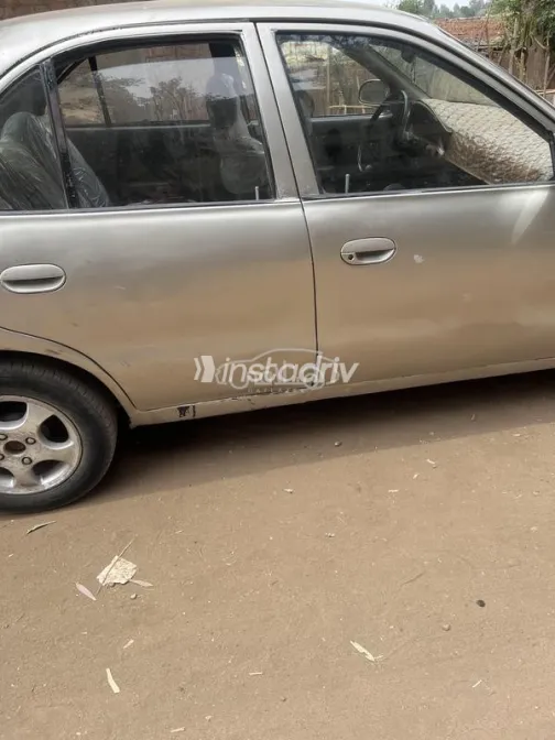 Hyundai Accent 2000 Mocha Used for Sale - 1