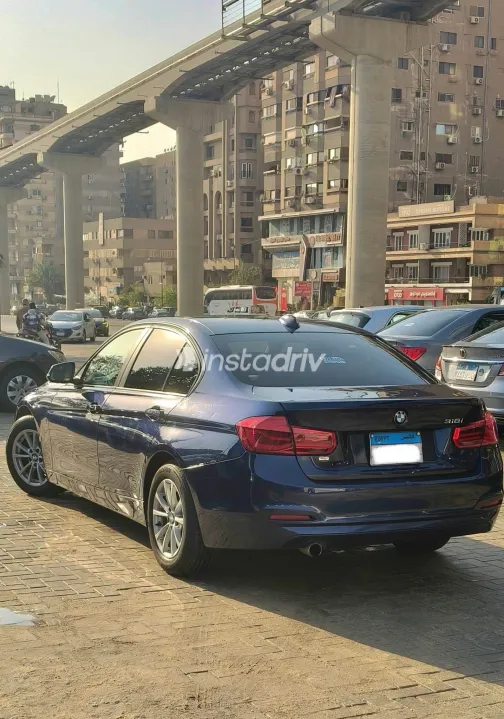 بي ام دبليو 318 2018 أبيض مستعملة للبيع - 3