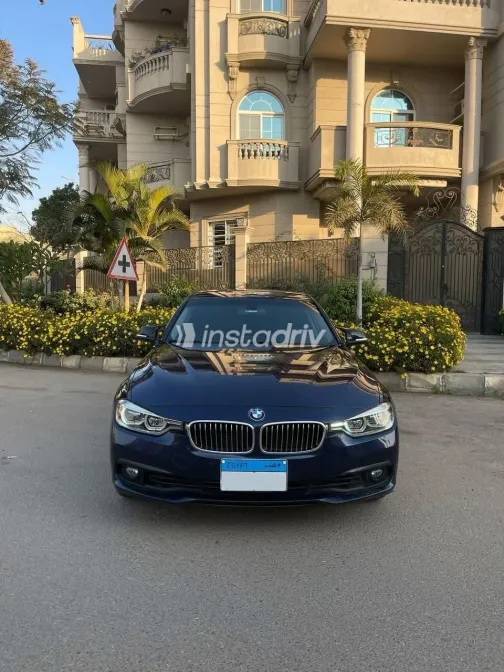 بي ام دبليو 318 2018 أبيض مستعملة للبيع - 7