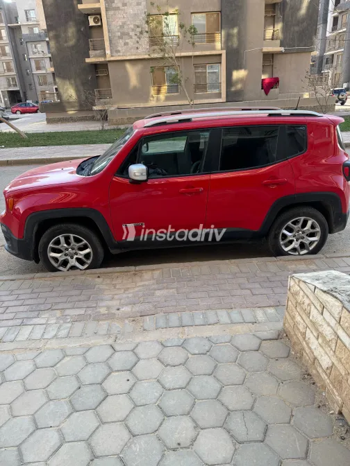 Jeep Renegade 2018 White Used for Sale - 2