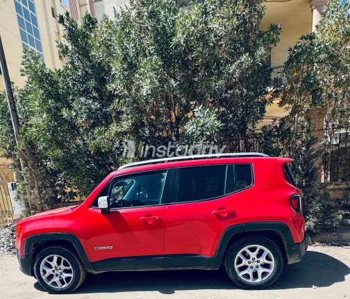 Jeep Renegade 2018 White Used for Sale - 6