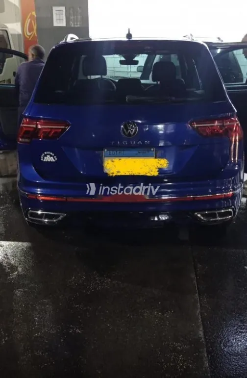 Volkswagen Tiguan 2021 White Used for Sale - 3