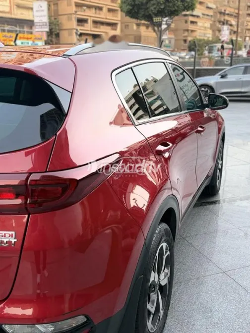 Kia Sportage 2022 Red Used for Sale - 4