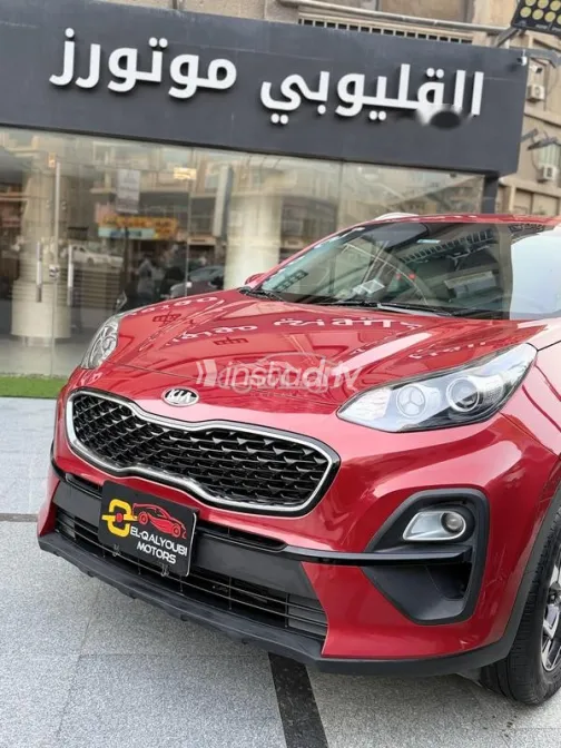 Kia Sportage 2022 Red Used for Sale - 5