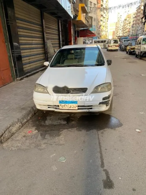 Opel Astra 2000 White Used for Sale - 1