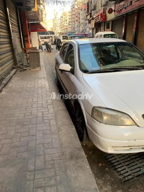 Opel Astra 2000 White Used for Sale - 4