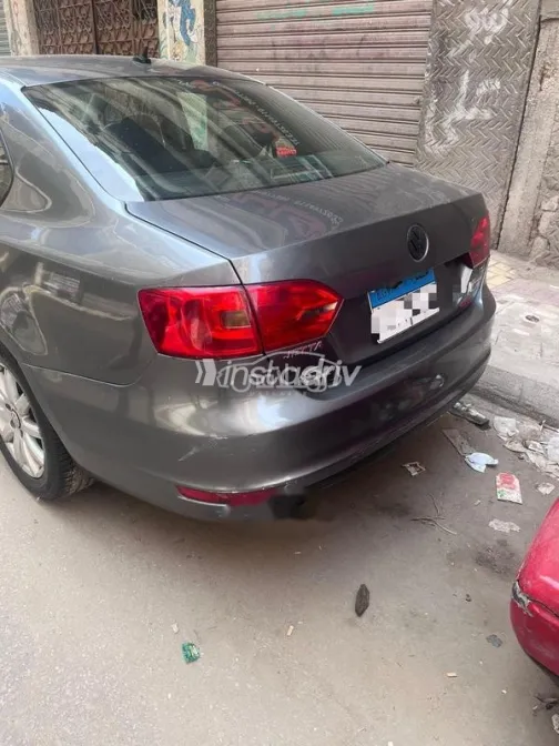 Volkswagen Jetta 2012 Gray Used for Sale - 2