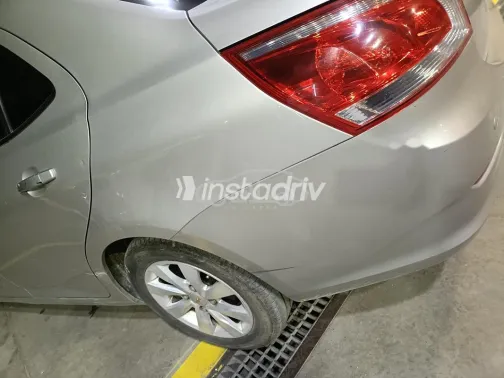 Chevrolet Optra 2023 White Used for Sale - 8