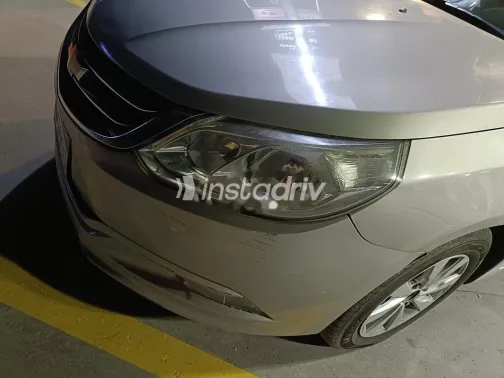Chevrolet Optra 2023 White Used for Sale - 10