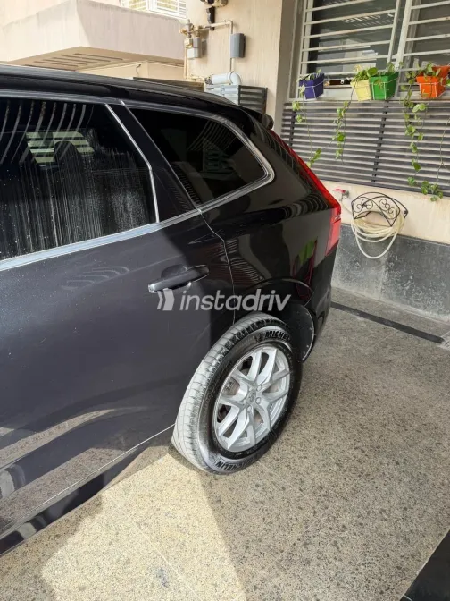 فولفو XC60 2021 أبيض مستعملة للبيع - 10