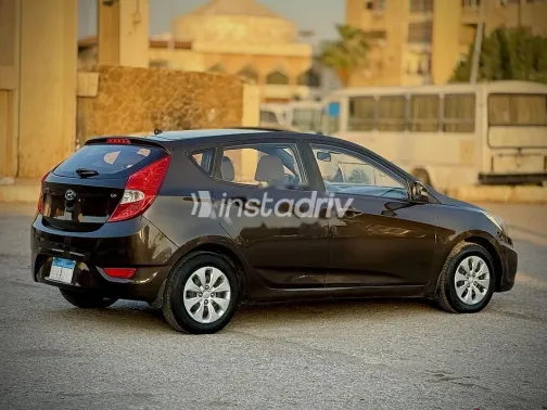 Hyundai Accent RB 2017 Brown Used for Sale - 5