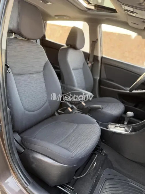 Hyundai Accent RB 2017 Brown Used for Sale - 9