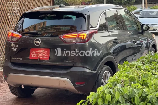Opel Crossland 2018 Gray Used for Sale - 3