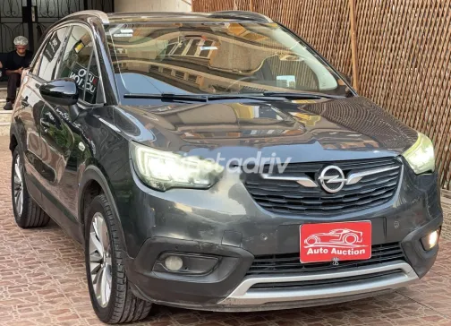Opel Crossland 2018 Gray Used for Sale - 8