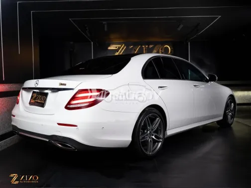 Mercedes E 200 2019 White Used for Sale - 5