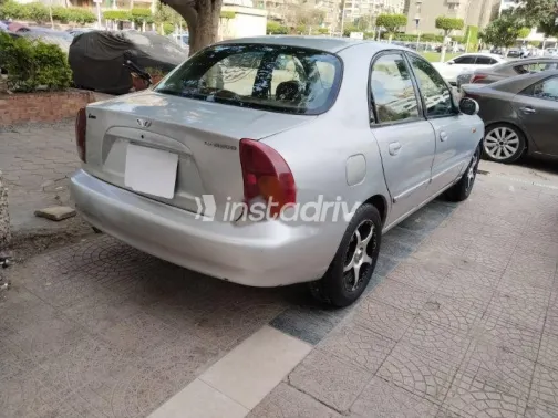 دايو لانوس 2005 فضي مستعملة للبيع - 8