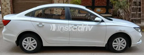 MG 5 2022 White Used for Sale - 5