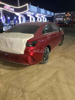 بايك يو 5 بلس 2026 أحمر غامق مستعملة للبيع
