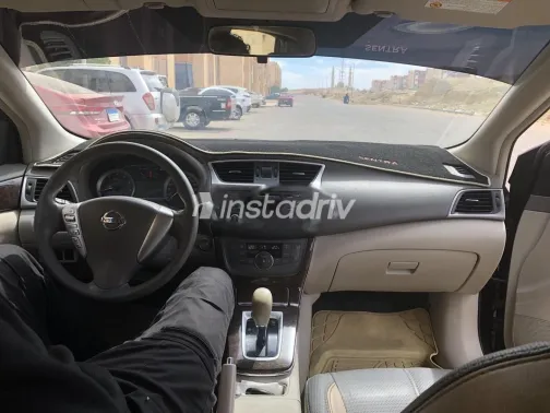 نيسان سنترا 2021 أبيض مستعملة للبيع - 3