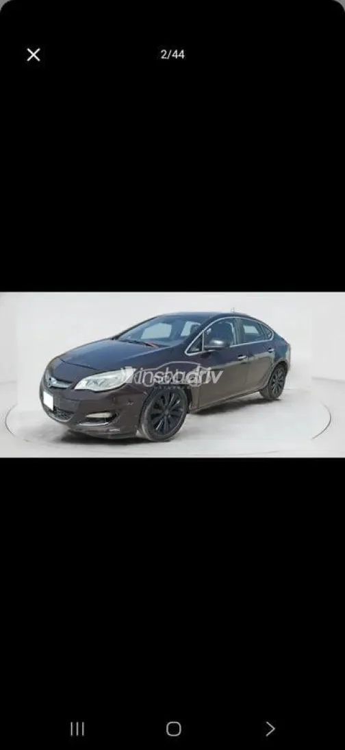 Opel Astra 2013 Brown Used for Sale - 3